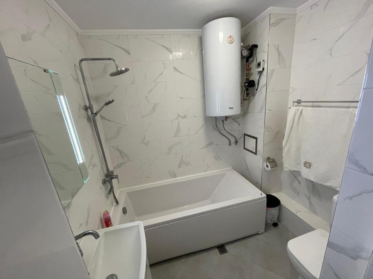 Dety'S Apartment Burgas Екстер'єр фото