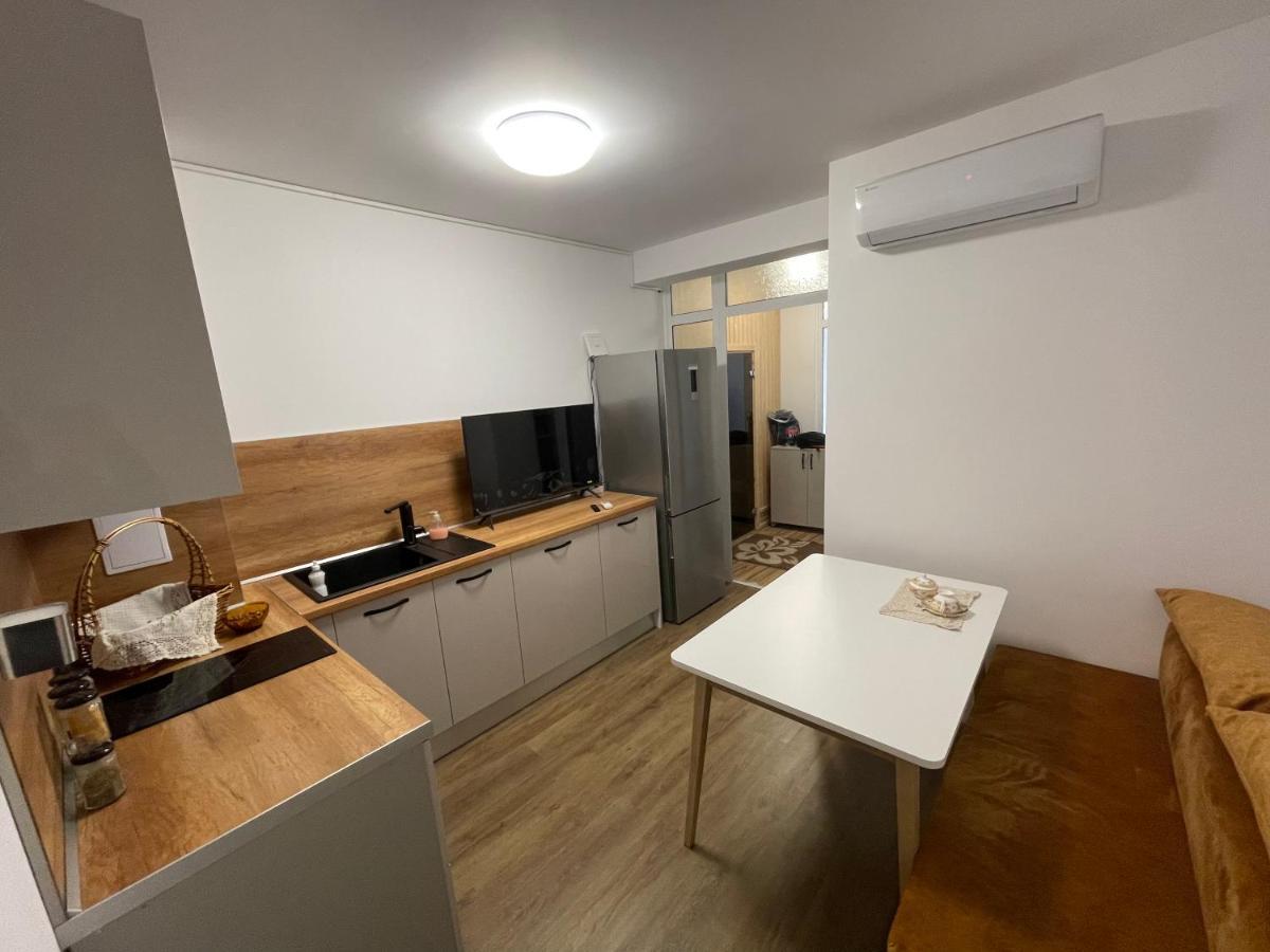 Dety'S Apartment Burgas Екстер'єр фото