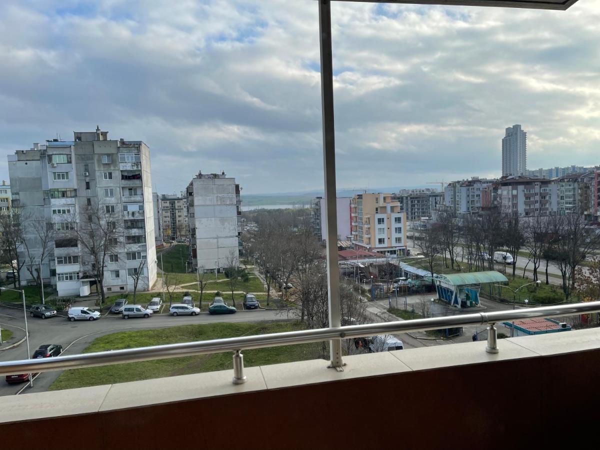 Dety'S Apartment Burgas Екстер'єр фото