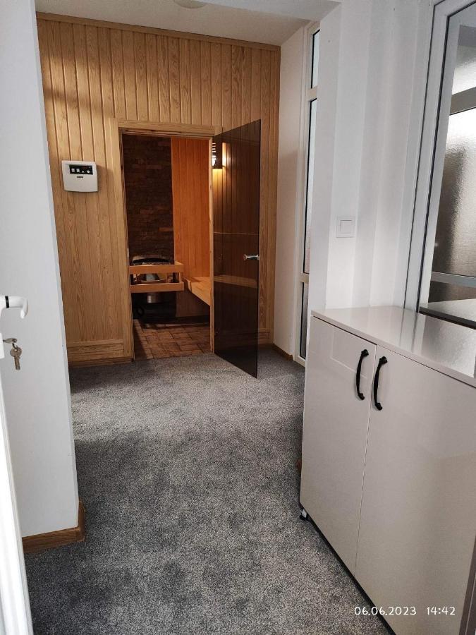 Dety'S Apartment Burgas Екстер'єр фото